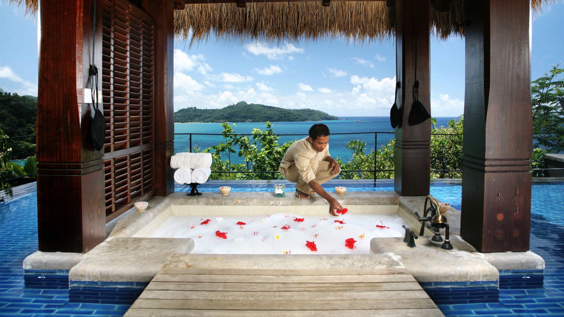 Сейшелы острова отели. Сейшелы Maia Luxury Resort & Spa Seychelles. Maia Luxury Resort & Spa 5*. Anantara Maia Seychelles Villas (ex. Maia Luxury Resort & Spa). Anantara Maia Seychelles Villas, Mahe 5 Bathroom.